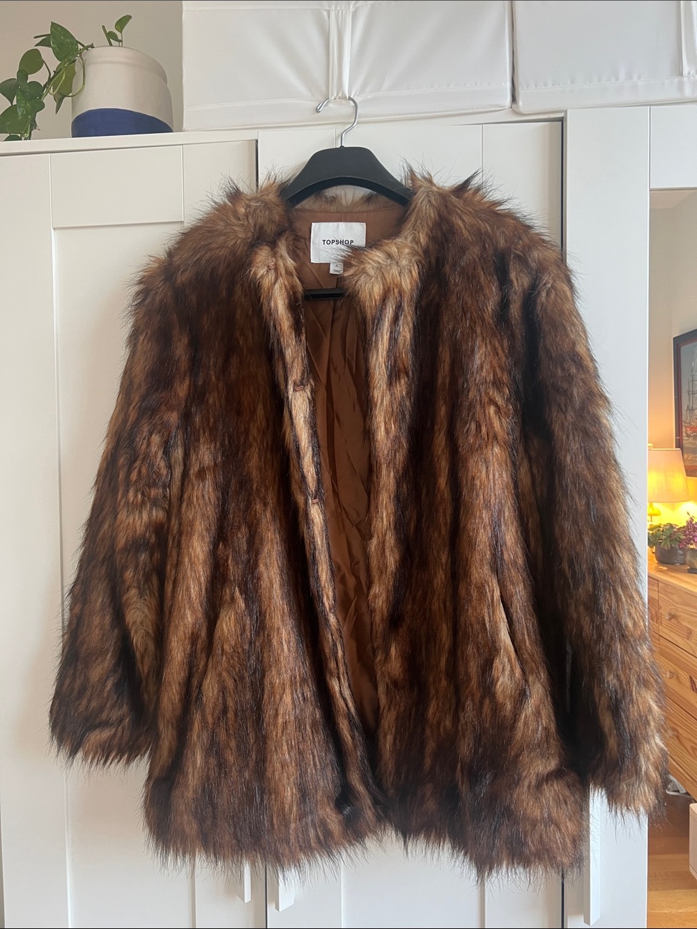 TOP SHOP Faux Fur Coat - Mid length collarless with pockets size S